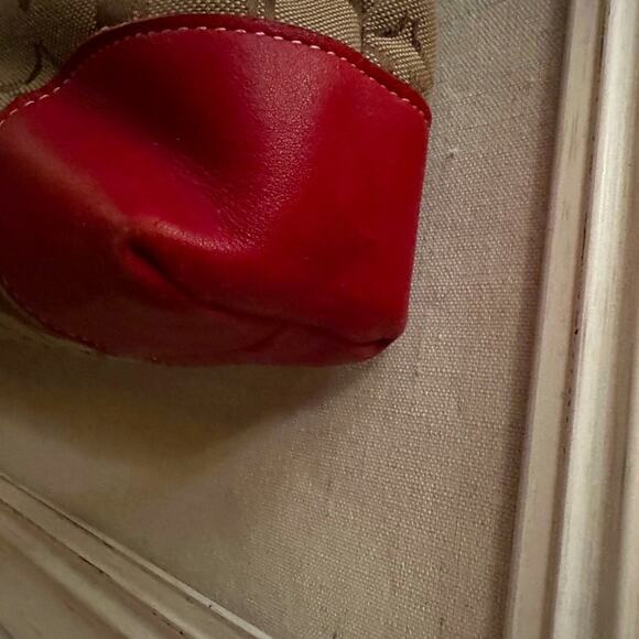 Vintage Coach brown canvas tote w deep red leather details - Picture 8 of 15